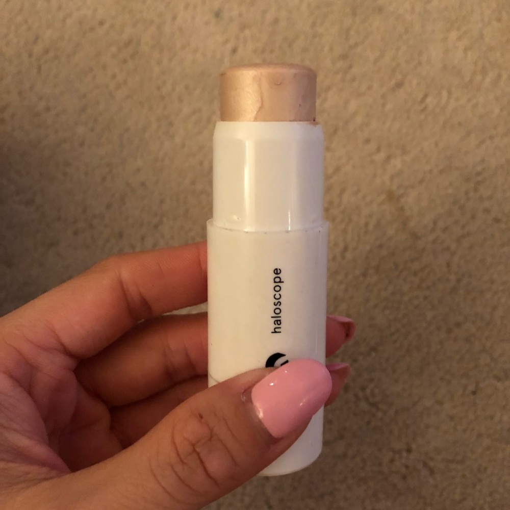 Glossier Haloscope Dew Highlighter Quartz